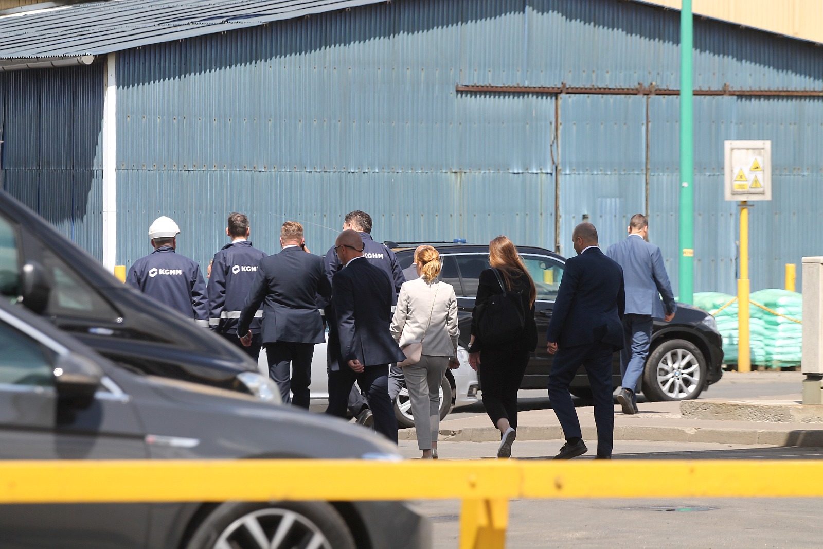 Premier Mateusz Morawiecki gościł w legnickiej hucie      
