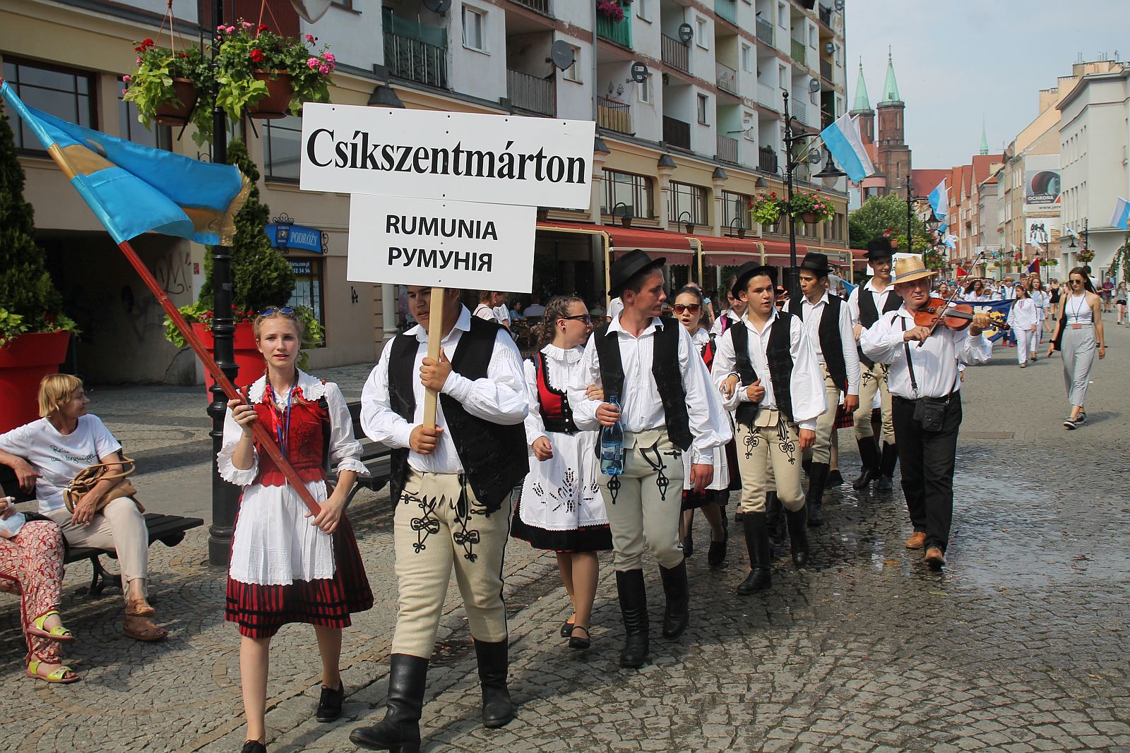 Festiwal Folklorystyczny Świat pod Kyczerą. Barwny korowód