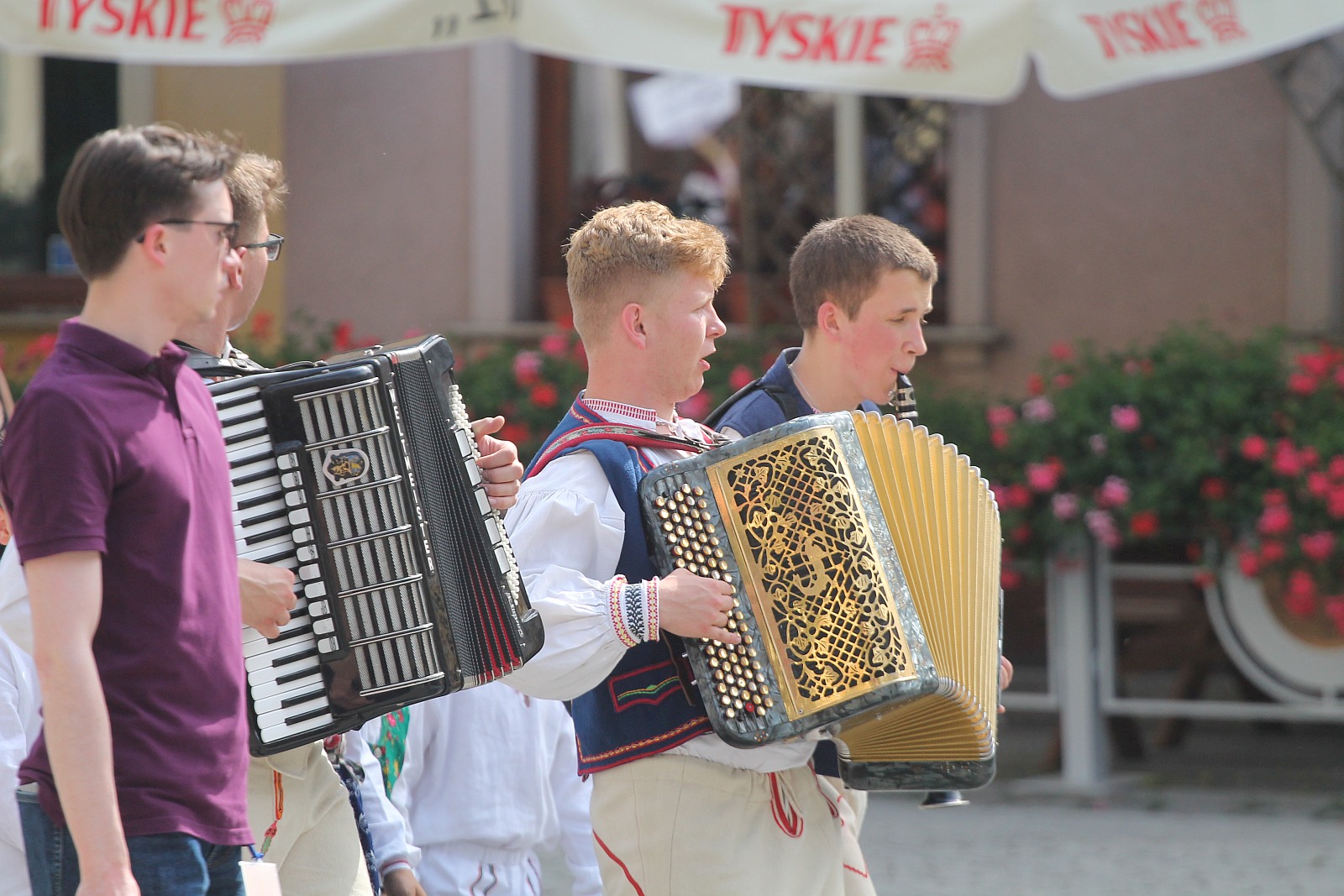 Festiwal Folklorystyczny Świat pod Kyczerą. Barwny korowód