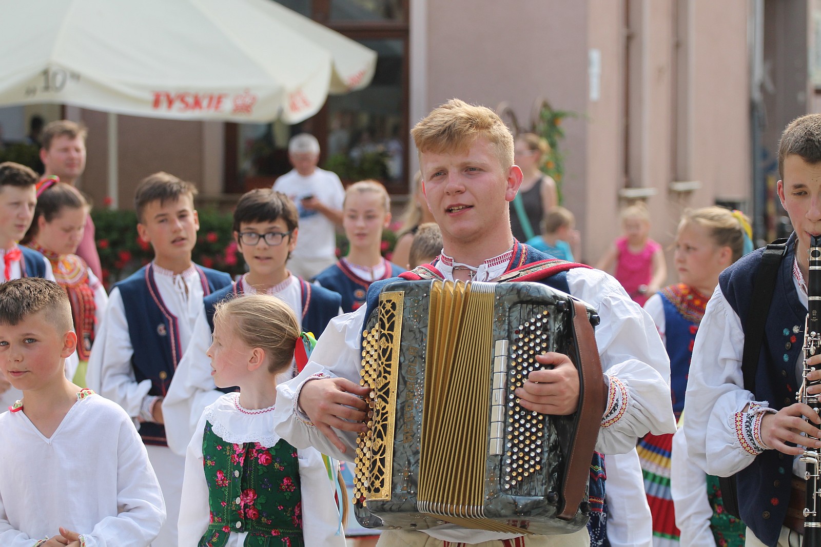 Festiwal Folklorystyczny Świat pod Kyczerą. Barwny korowód