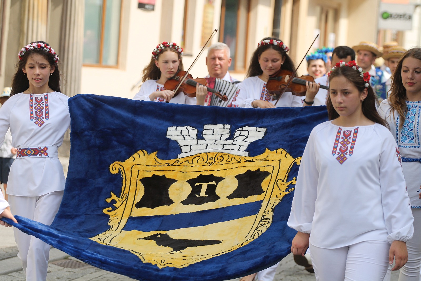 Festiwal Folklorystyczny Świat pod Kyczerą. Barwny korowód