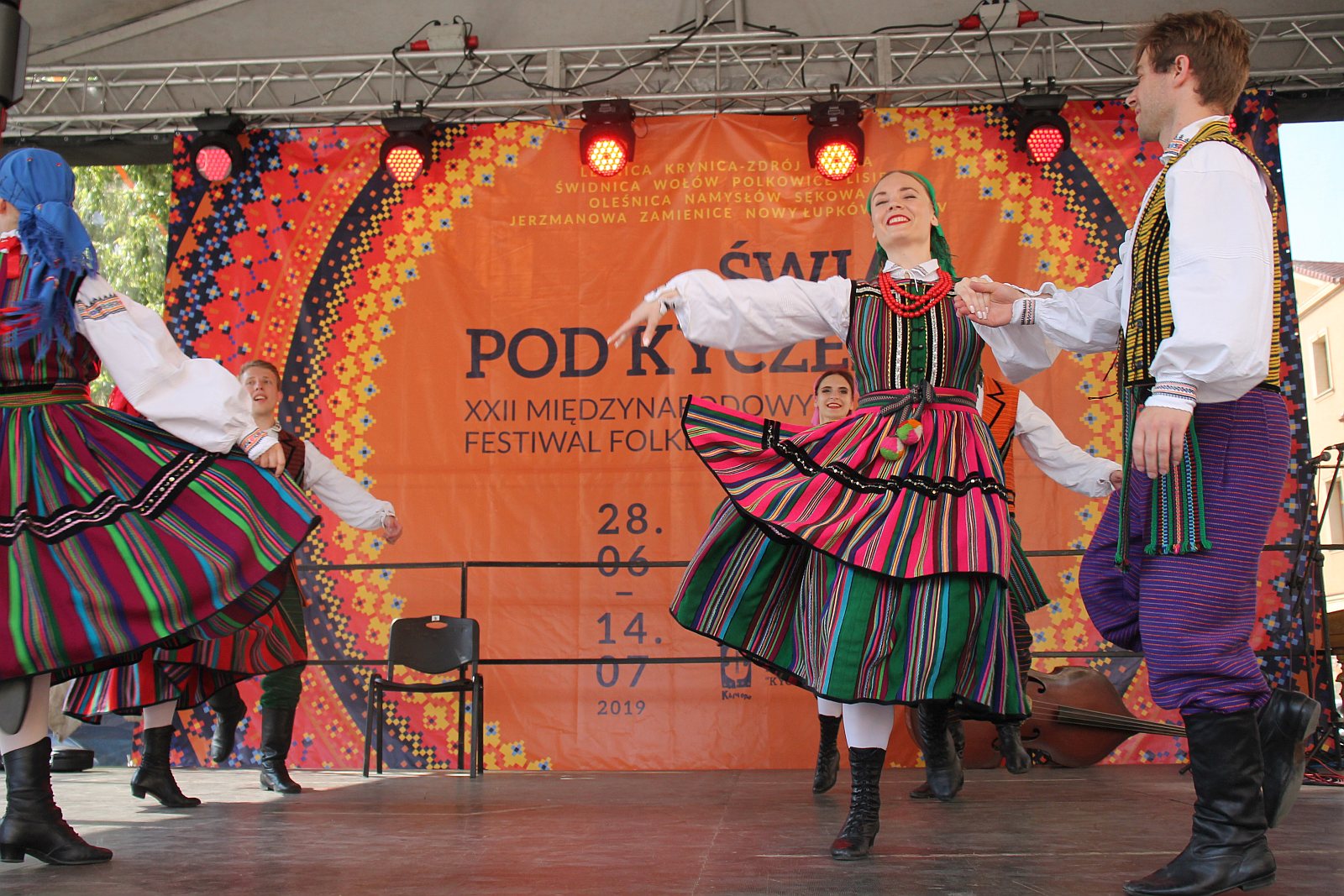 Festiwal Folklorystyczny Świat pod Kyczerą. Barwny korowód