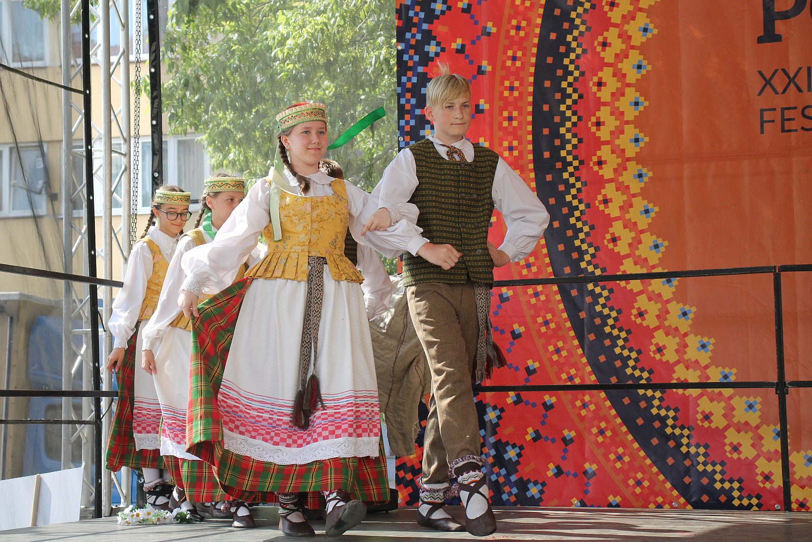 Festiwal Folklorystyczny Świat pod Kyczerą. Barwny korowód