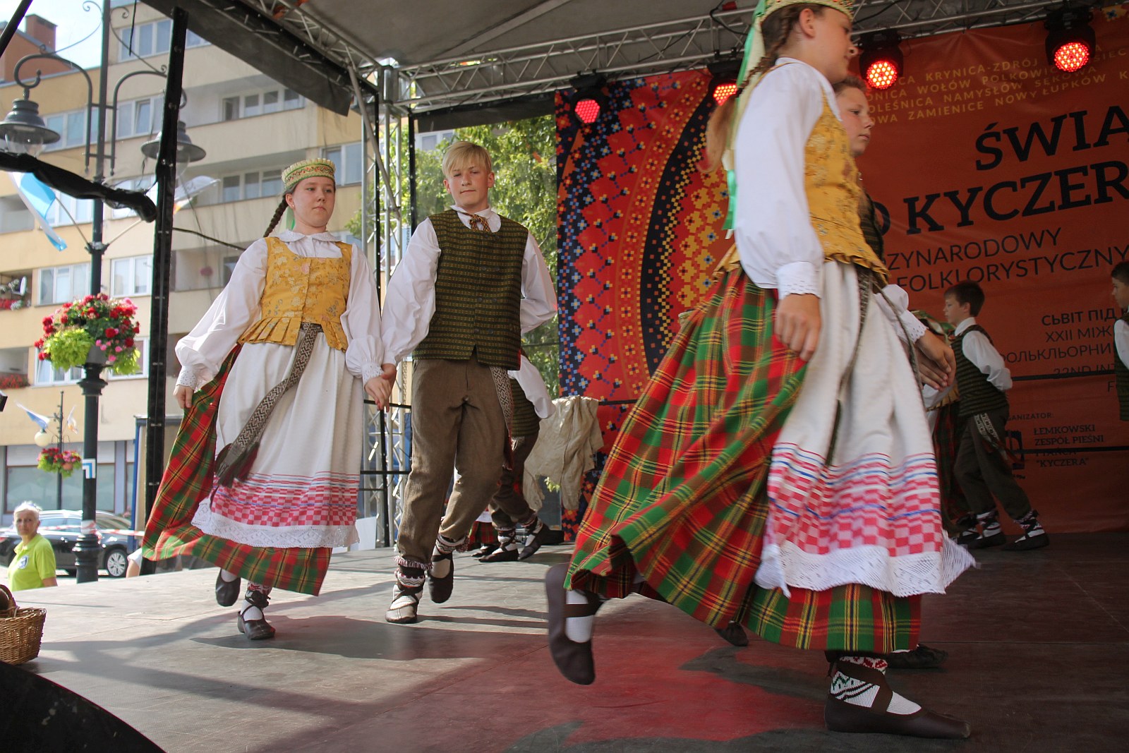Festiwal Folklorystyczny Świat pod Kyczerą. Barwny korowód