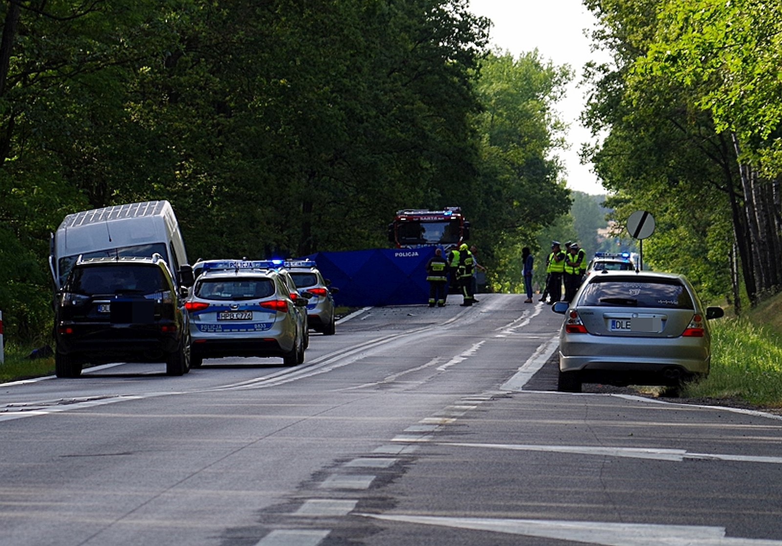 Jedna osoba nie żyje, a pięć jest rannych w wyniku wypadku