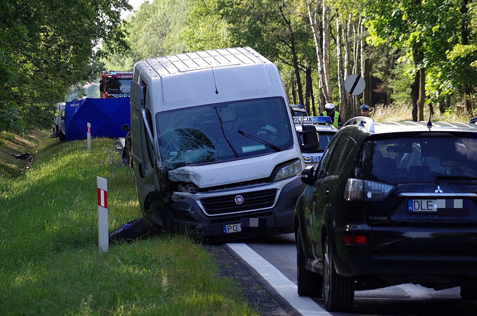 Jedna osoba nie żyje, a pięć jest rannych w wyniku wypadku