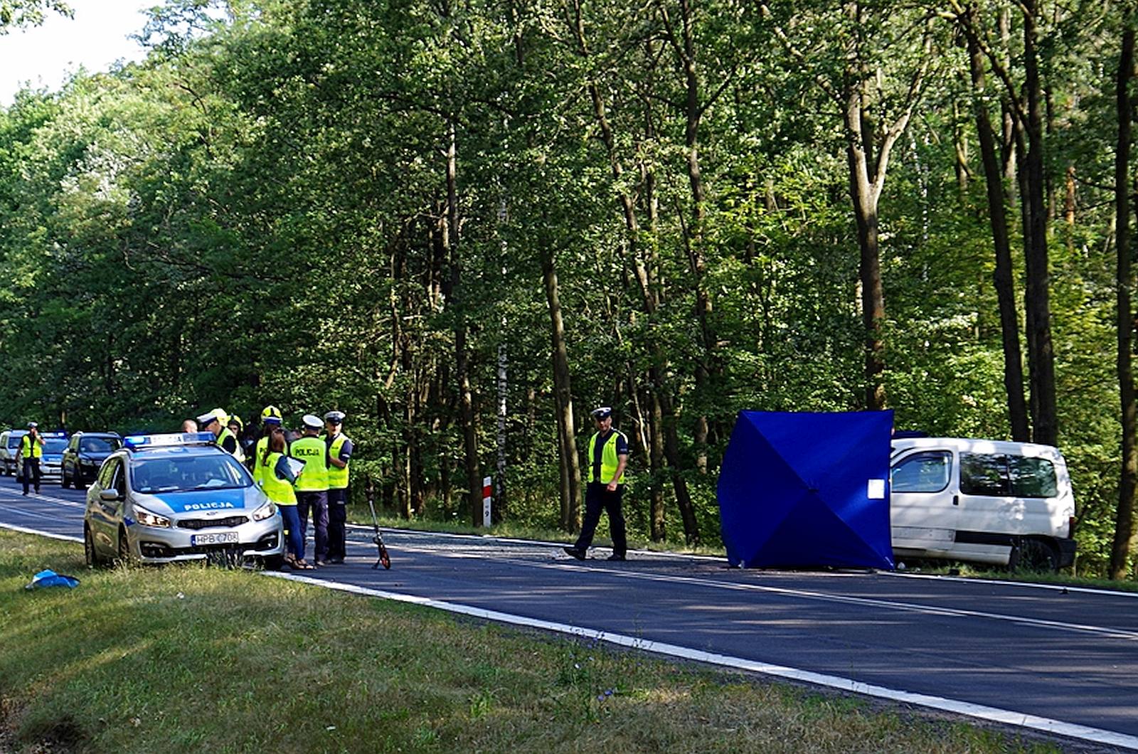 Jedna osoba nie żyje, a pięć jest rannych w wyniku wypadku