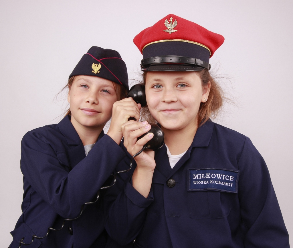 Po torze w Wiosce Kolejarzy jeździ prawdziwa drezyna