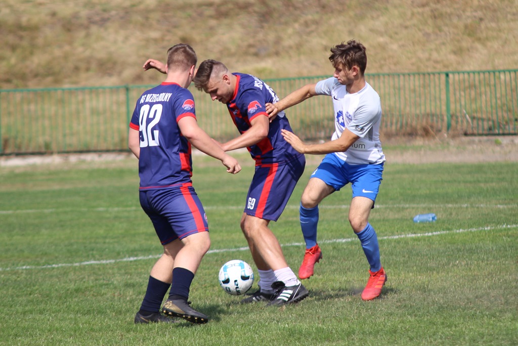 Czterdzieści zespołów gra w Piłkarskie Niższe Ligi Cup 2019