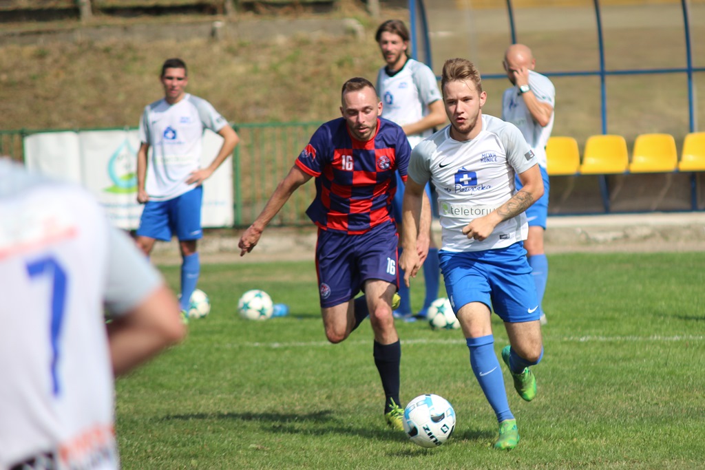 Czterdzieści zespołów gra w Piłkarskie Niższe Ligi Cup 2019