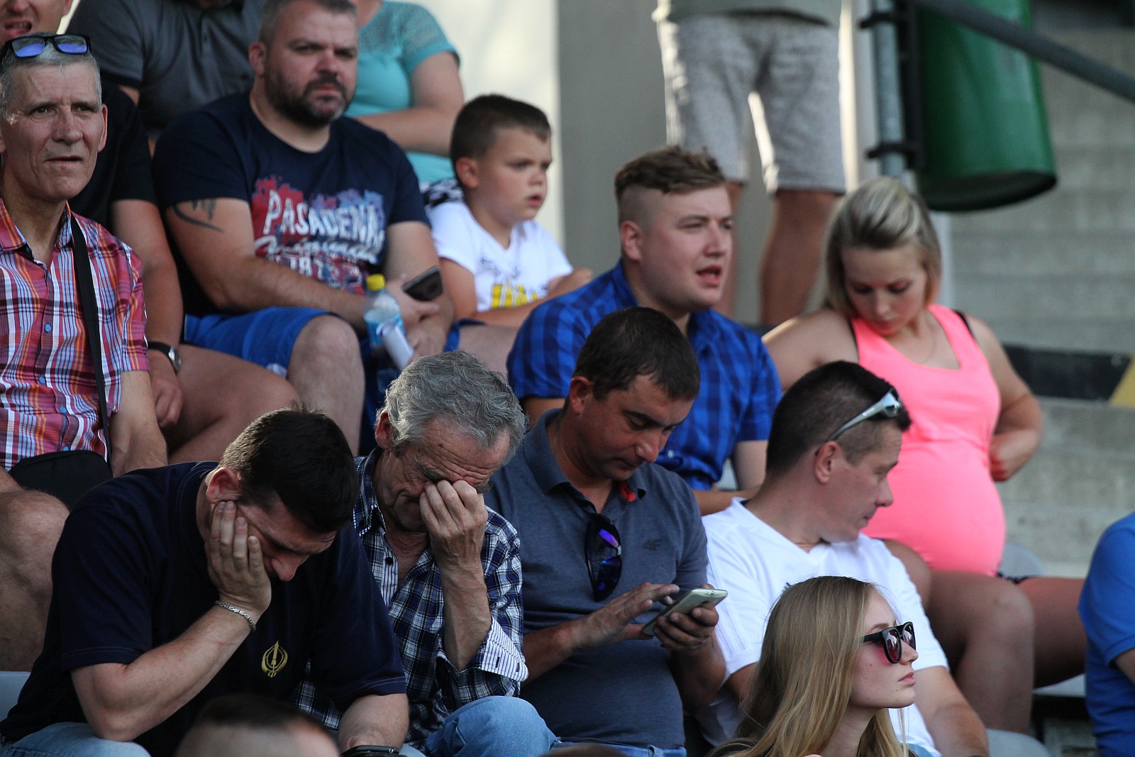 Blisko tysiąc widzów oglądało ostatni sparnig Miedzi Legnica