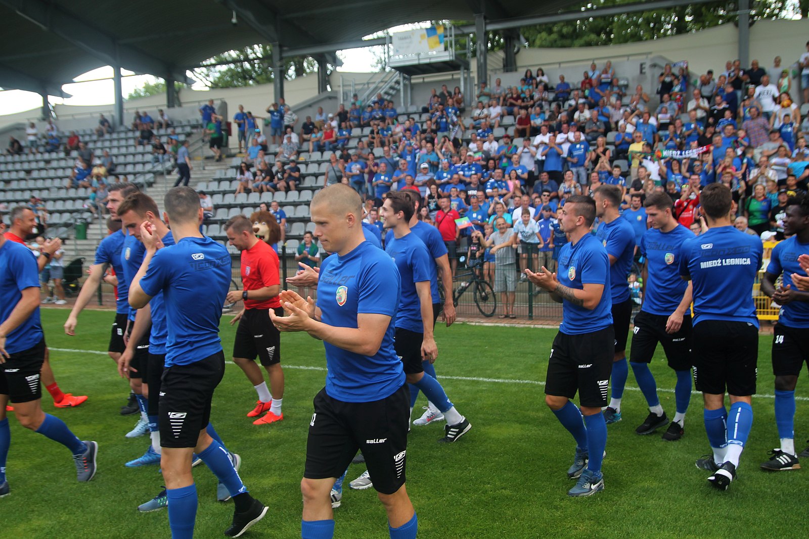 Sympatykom Miedzi Legnica zaprezentowała się drużyna