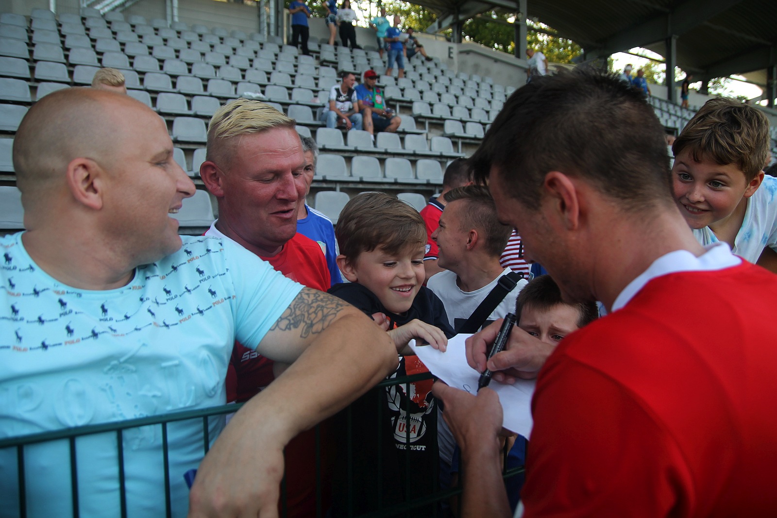 Sympatykom Miedzi Legnica zaprezentowała się drużyna