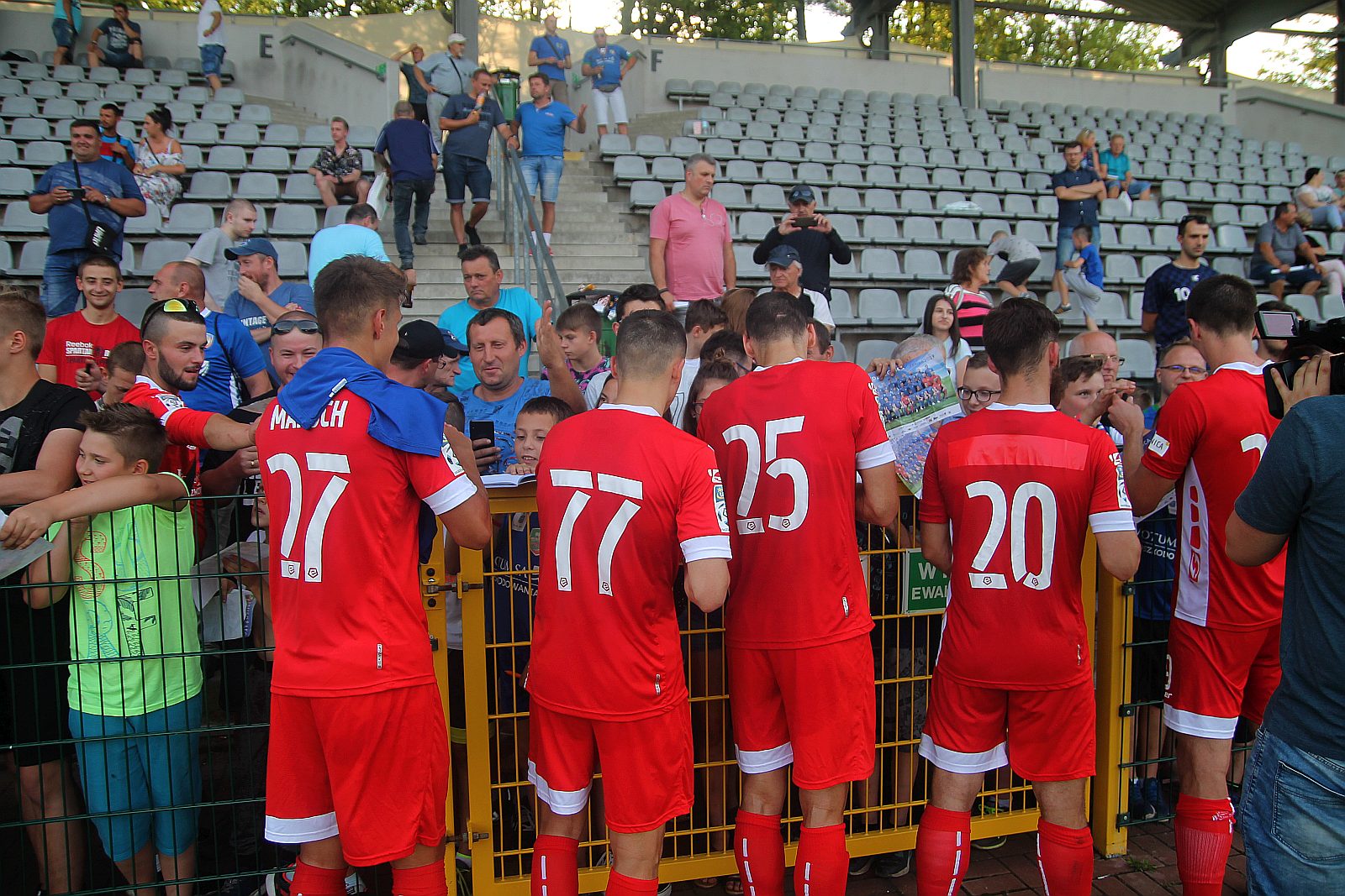 Sympatykom Miedzi Legnica zaprezentowała się drużyna