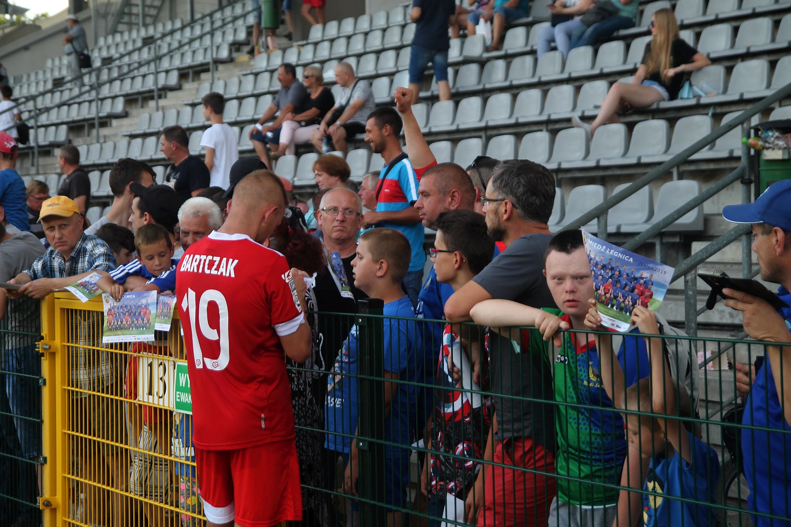 Sympatykom Miedzi Legnica zaprezentowała się drużyna
