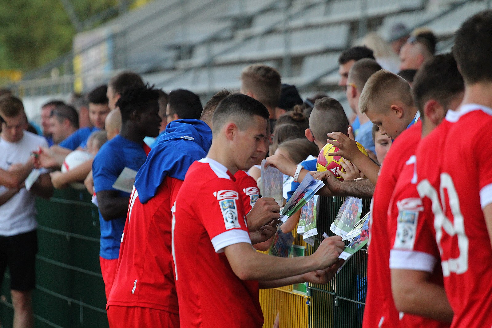 Sympatykom Miedzi Legnica zaprezentowała się drużyna