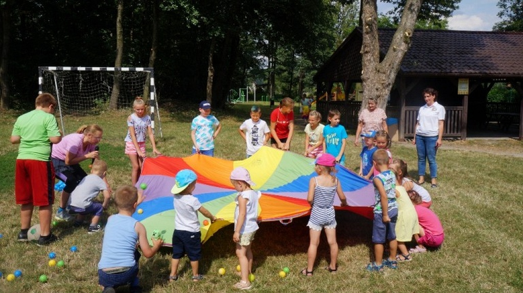 Szczytniki nad Kaczawą bawiły się na sportowo