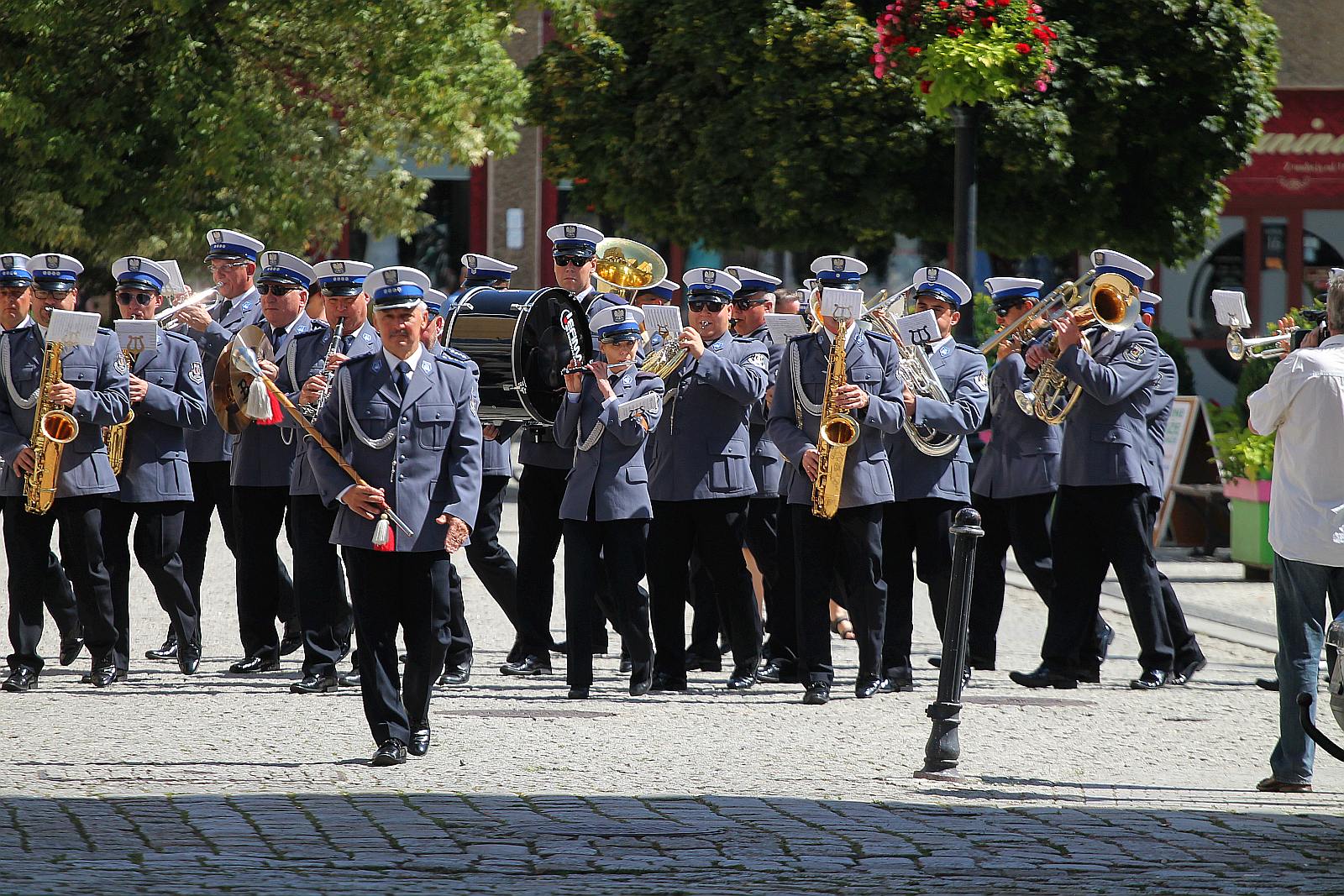 Minister Elżbieta Witek na legnickich obchodach święta policji