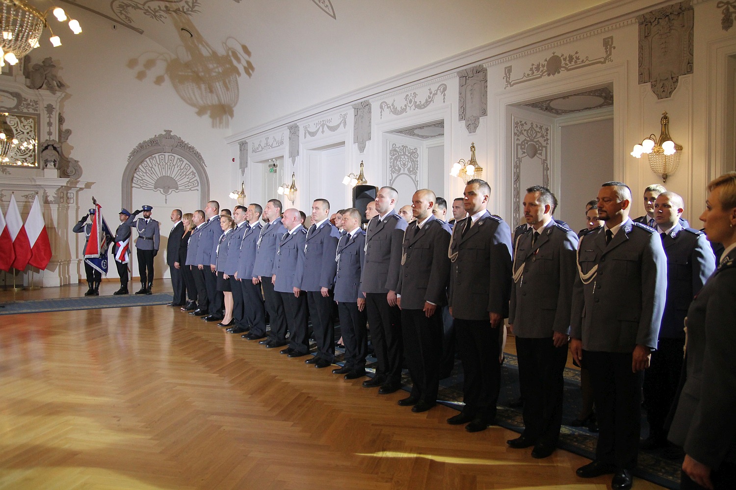 Minister Elżbieta Witek na legnickich obchodach święta policji