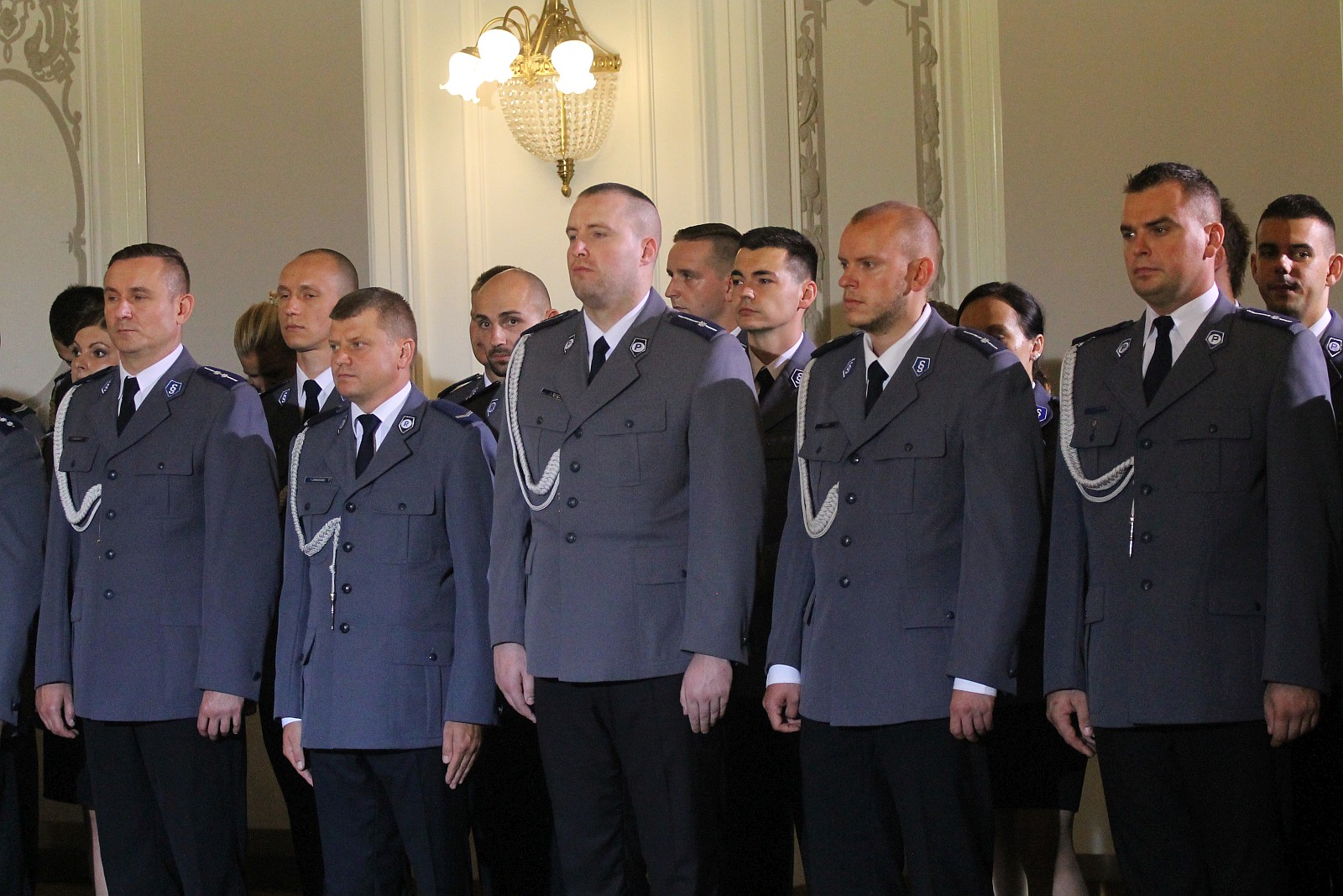 Minister Elżbieta Witek na legnickich obchodach święta policji