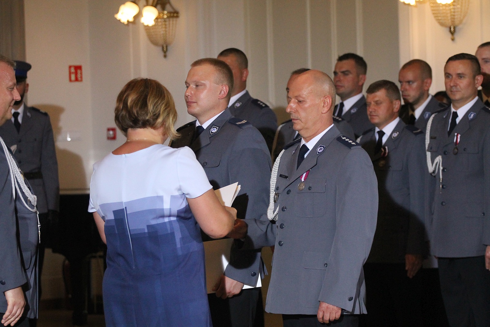 Minister Elżbieta Witek na legnickich obchodach święta policji