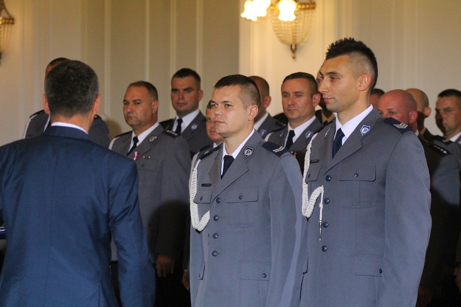 Minister Elżbieta Witek na legnickich obchodach święta policji