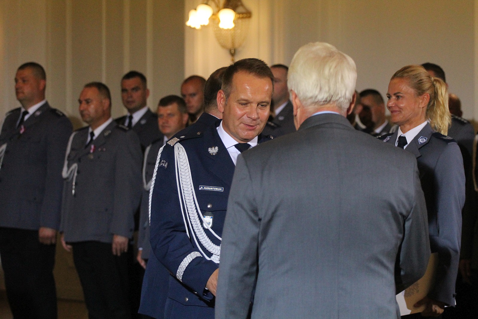 Minister Elżbieta Witek na legnickich obchodach święta policji