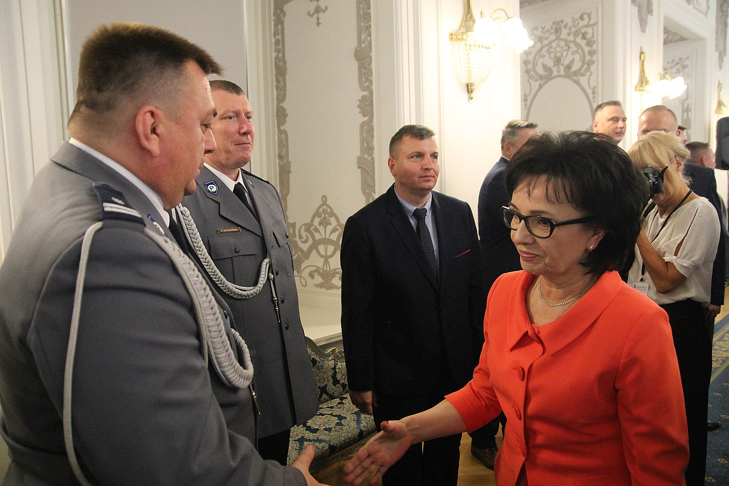 Minister Elżbieta Witek na legnickich obchodach święta policji