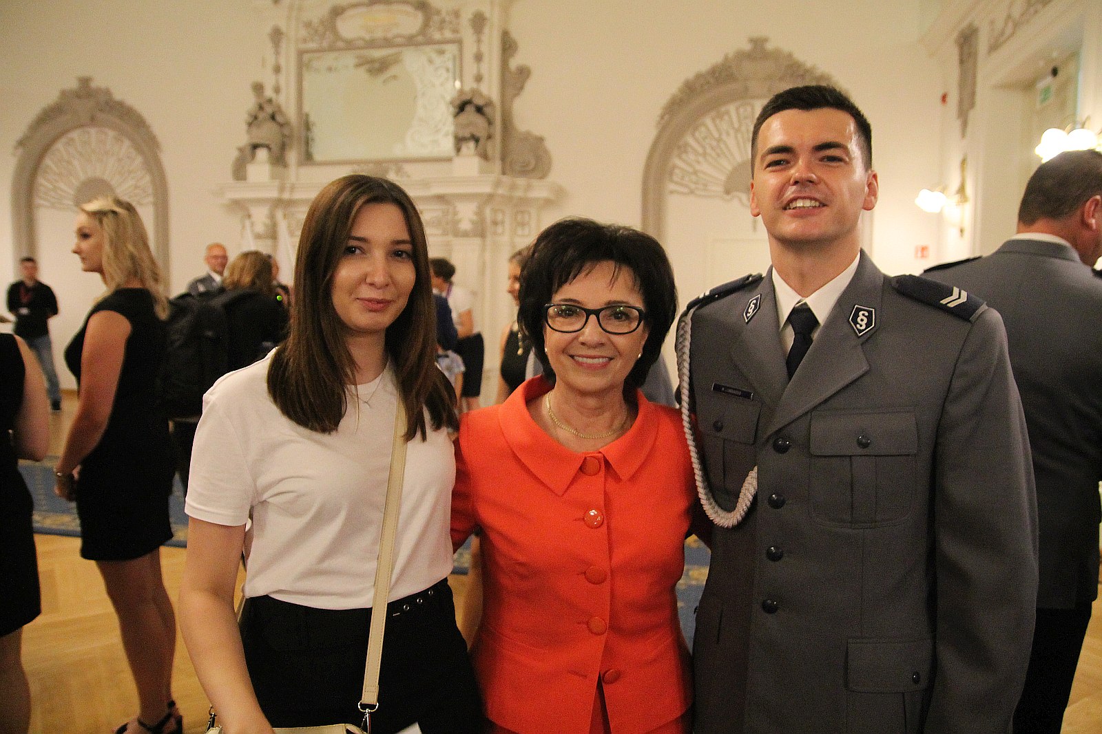 Minister Elżbieta Witek na legnickich obchodach święta policji