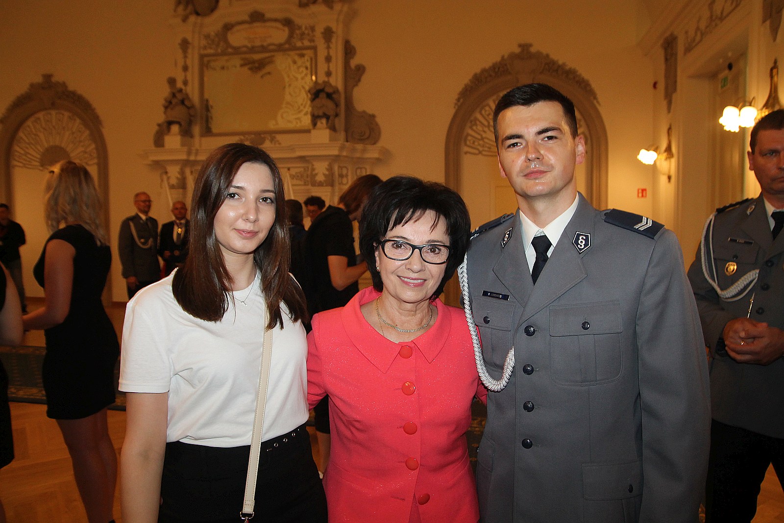 Minister Elżbieta Witek na legnickich obchodach święta policji