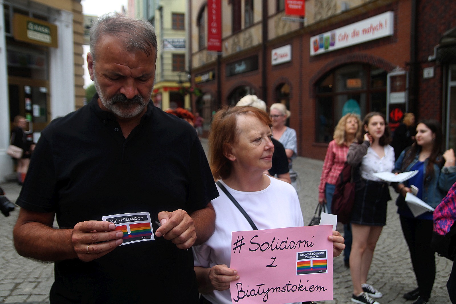 W Legnicy sześćdziesiąt osób protestowało przeciwko przemocy
