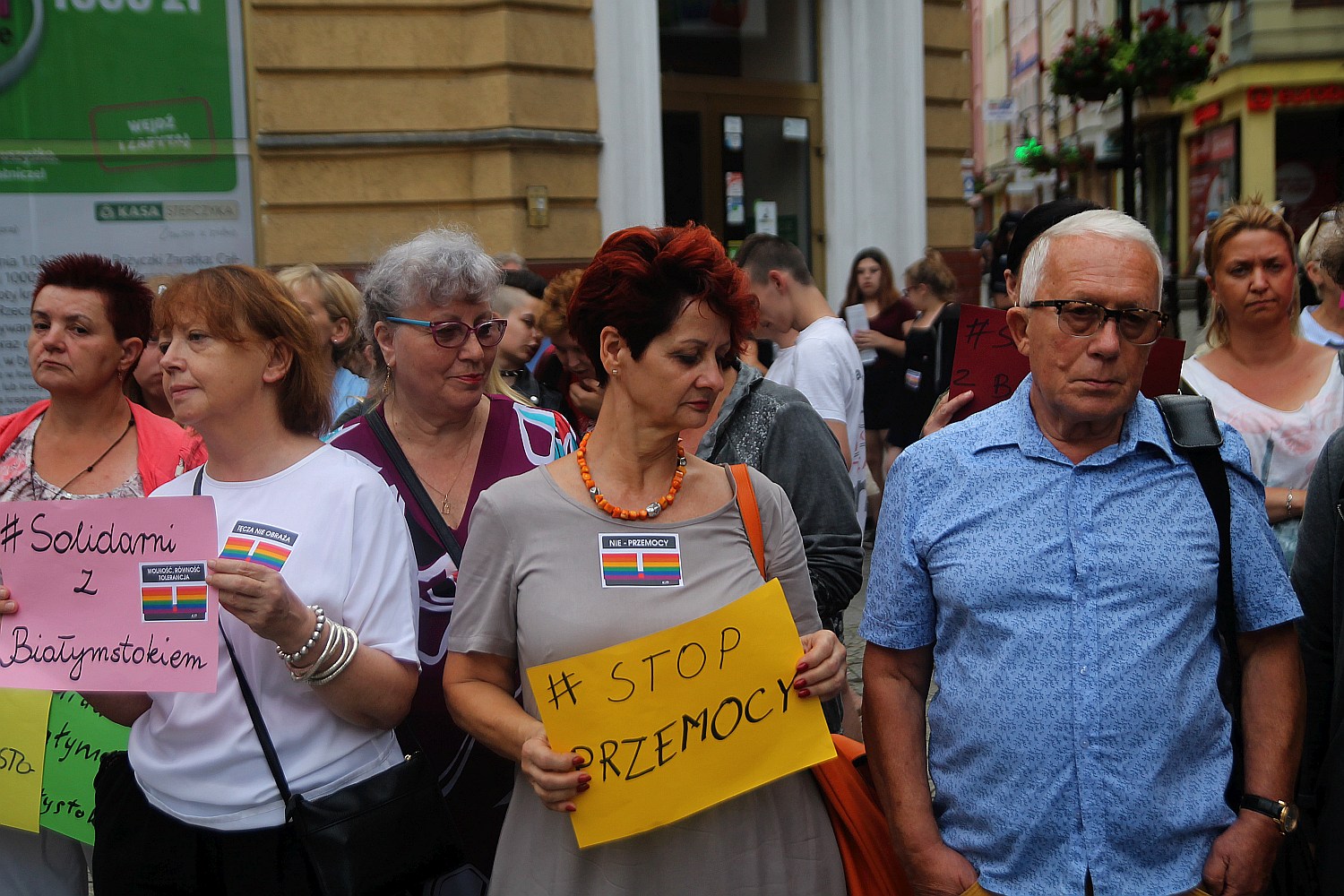 W Legnicy sześćdziesiąt osób protestowało przeciwko przemocy