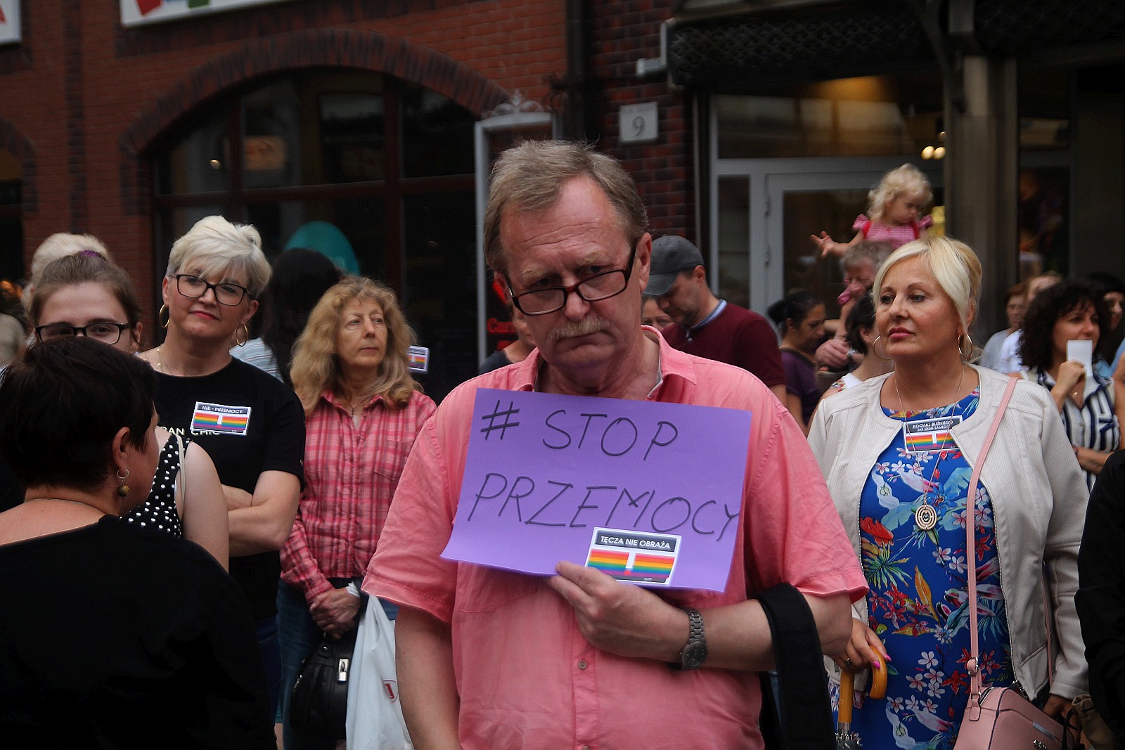 W Legnicy sześćdziesiąt osób protestowało przeciwko przemocy