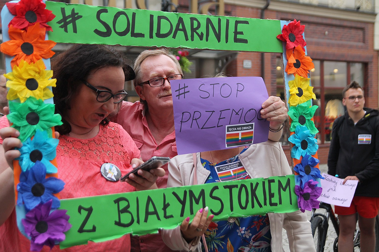 W Legnicy sześćdziesiąt osób protestowało przeciwko przemocy