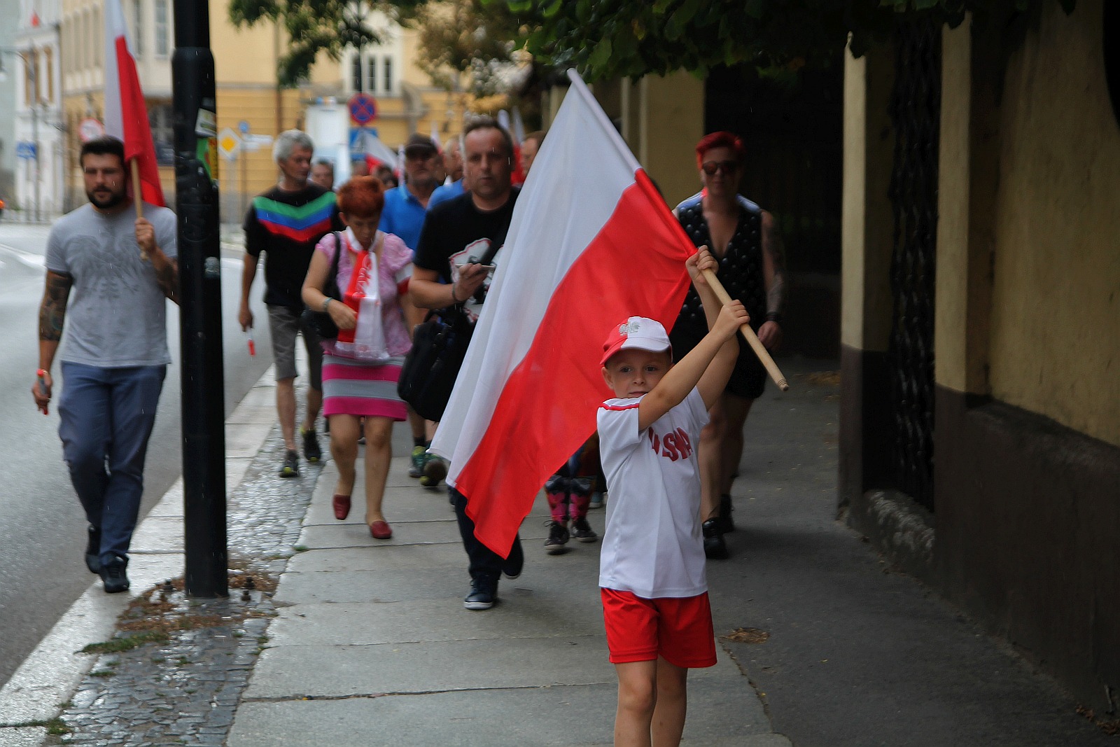 Zablokowali ruch na placu Wilsona aby oddać hołd powstańcom