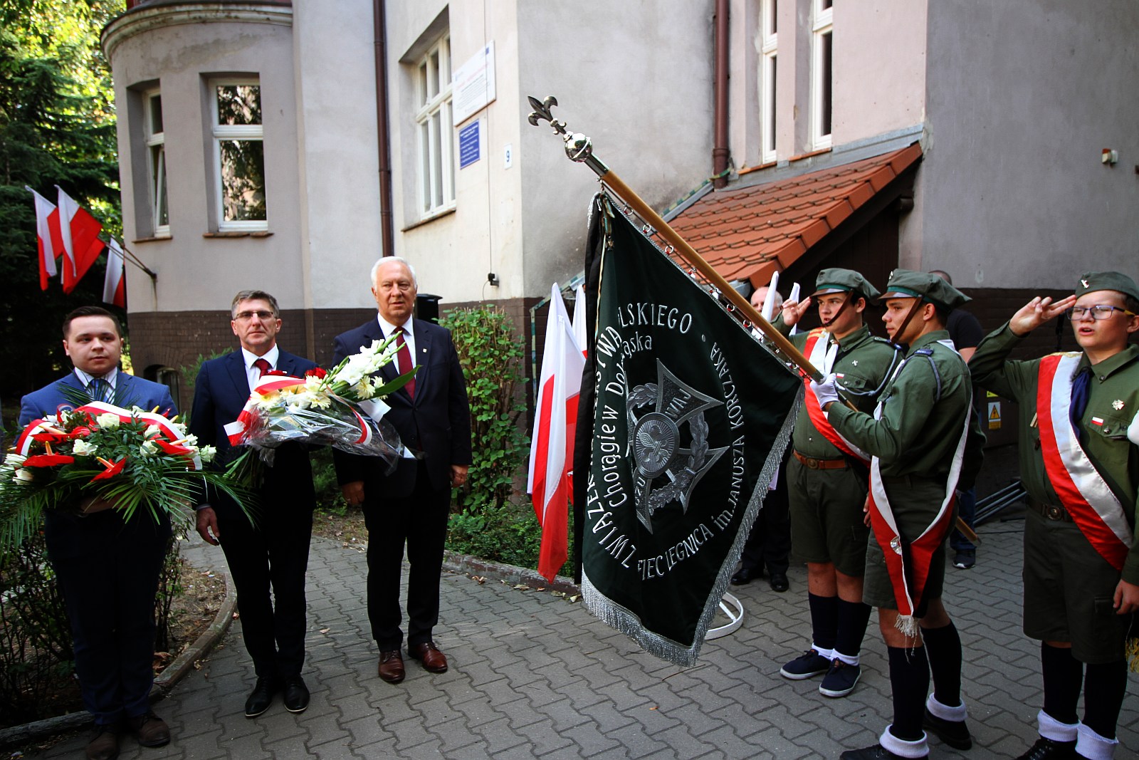W godzinę 