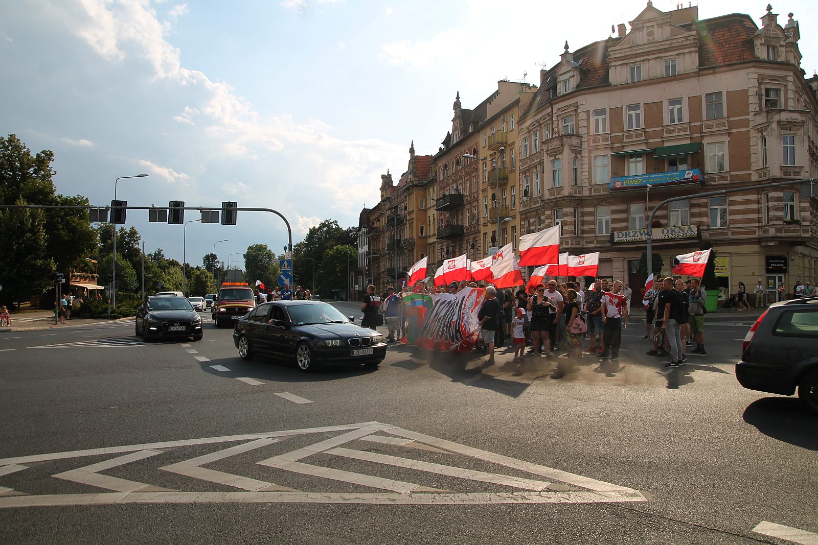 Zablokowali ruch na placu Wilsona aby oddać hołd powstańcom