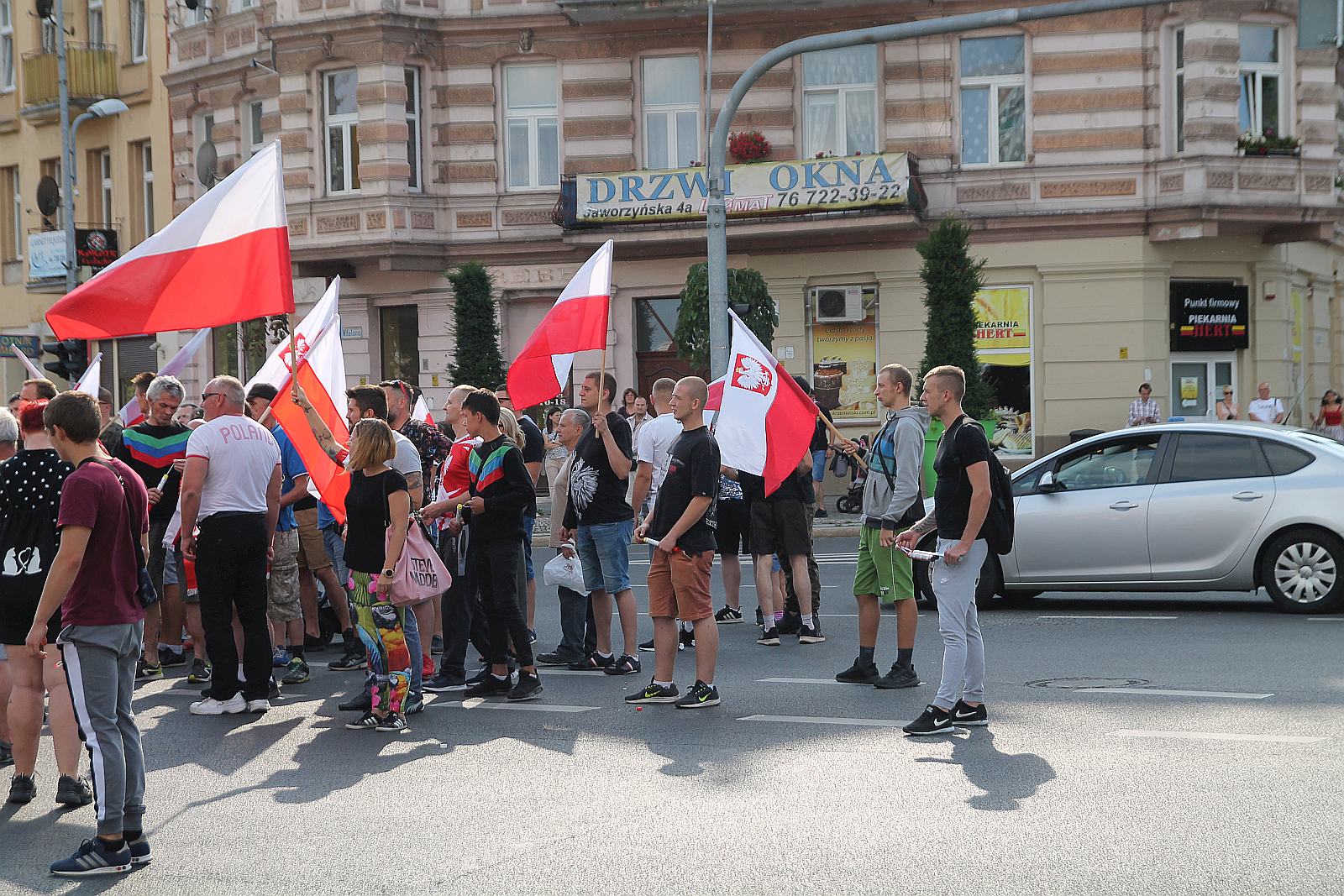 Zablokowali ruch na placu Wilsona aby oddać hołd powstańcom