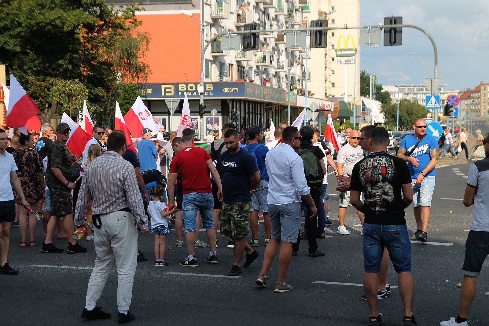Zablokowali ruch na placu Wilsona aby oddać hołd powstańcom