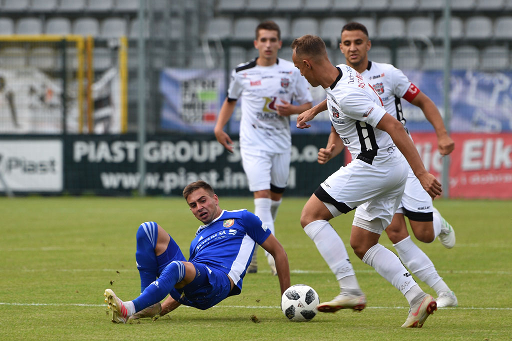 Miedź II Legnica remisuje z Piastem Żmigród 1:1