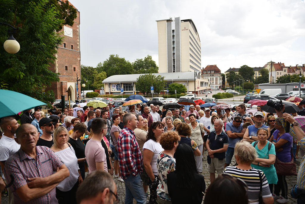 Legniczanie na spacerze po legnickim Zamku Piastowskim