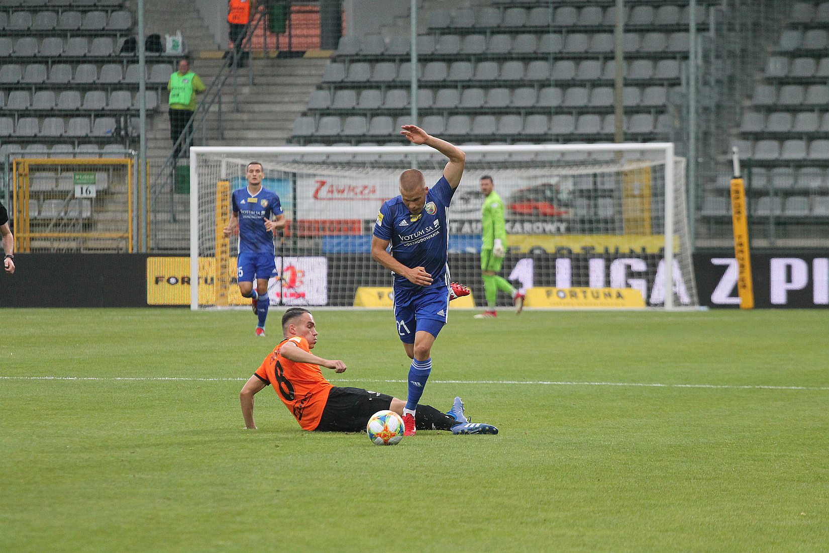 Miedź Legnica - Chrobry Głogów 2:1 (1:1)