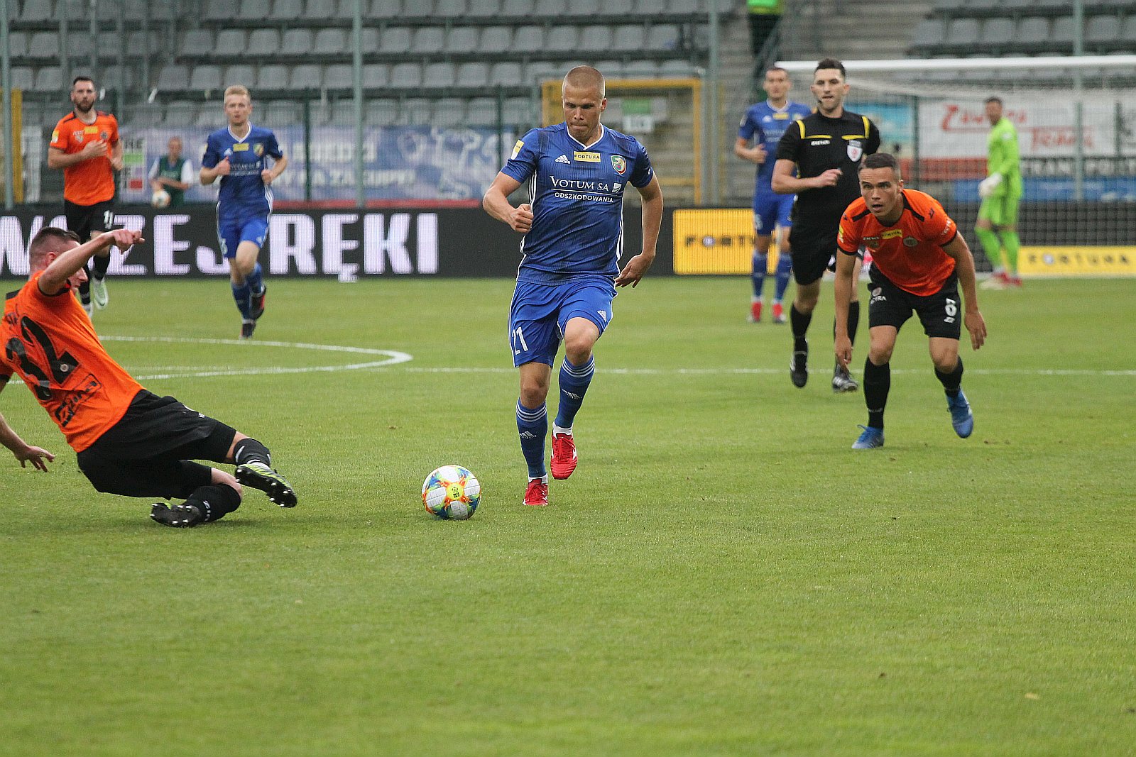 Miedź Legnica - Chrobry Głogów 2:1 (1:1)