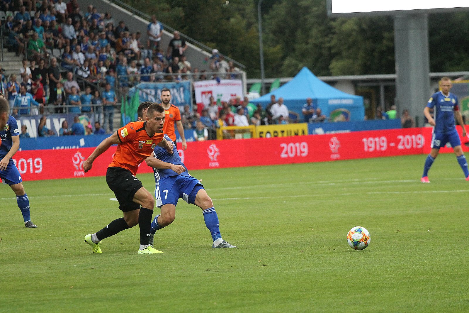 Miedź Legnica - Chrobry Głogów 2:1 (1:1)