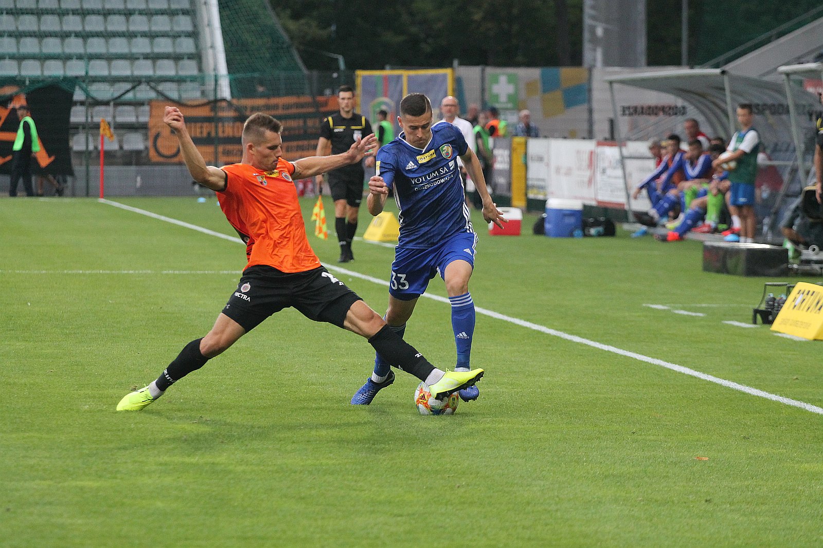 Miedź Legnica - Chrobry Głogów 2:1 (1:1)