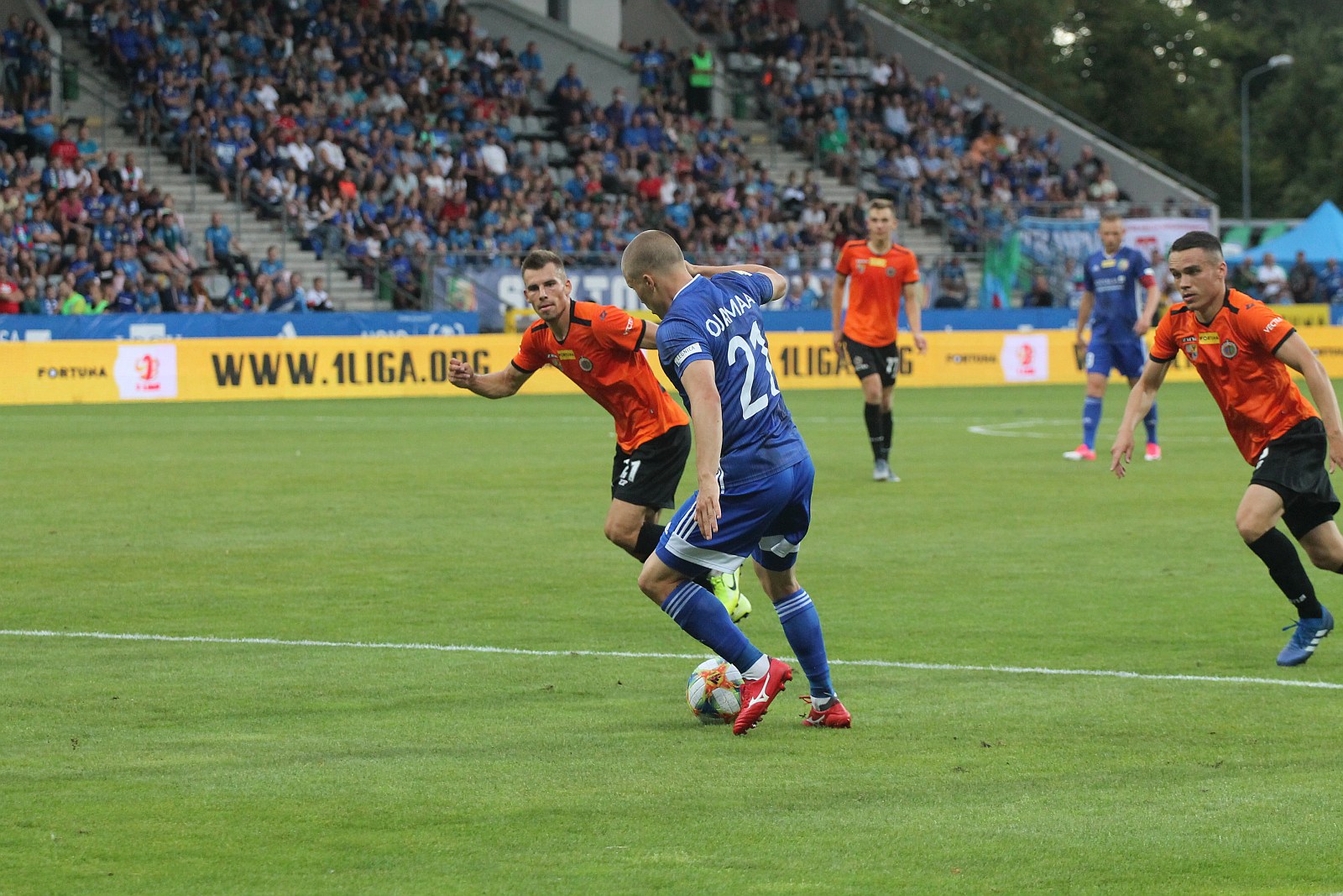 Miedź Legnica - Chrobry Głogów 2:1 (1:1)