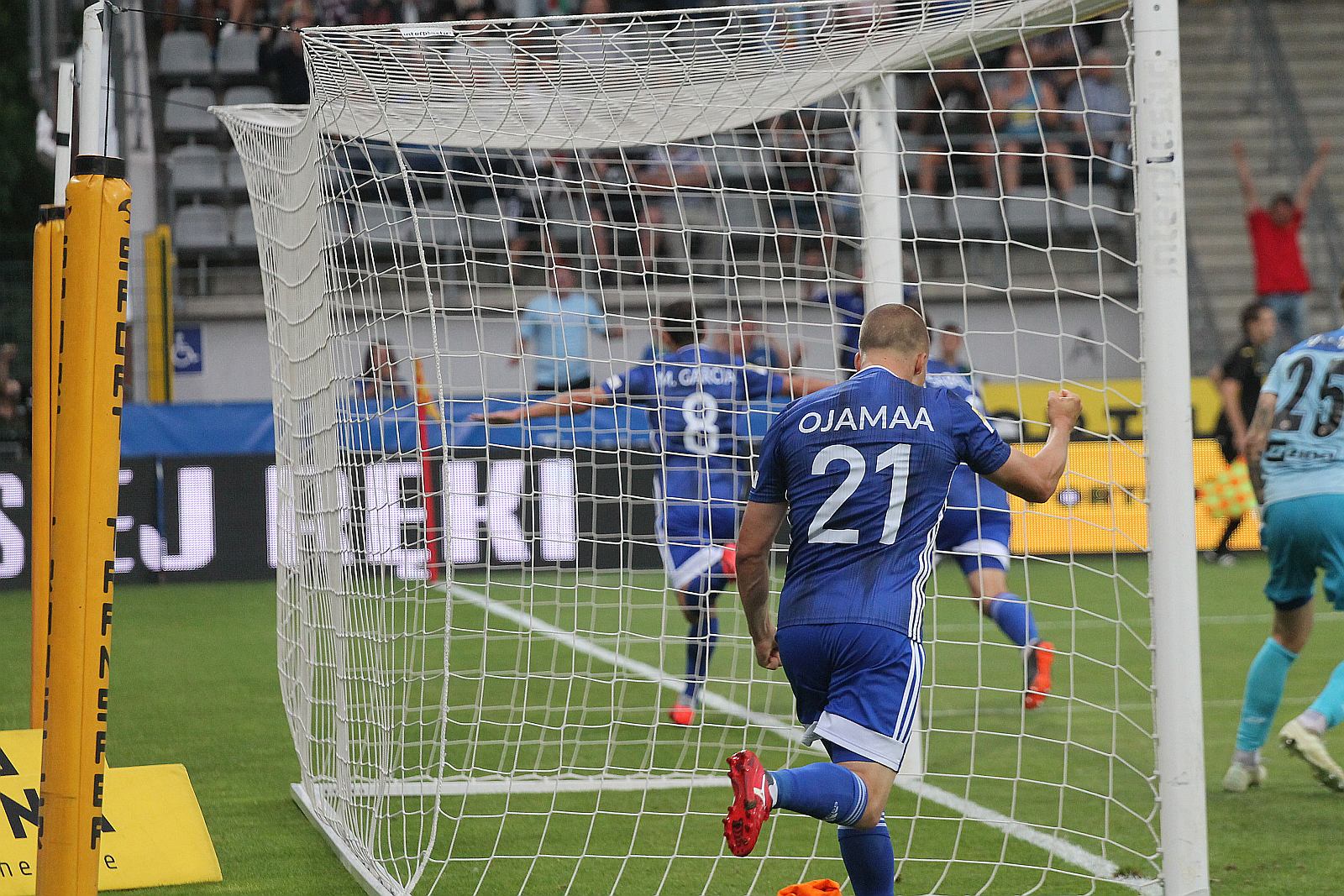 Miedź Legnica - Chrobry Głogów 2:1 (1:1)