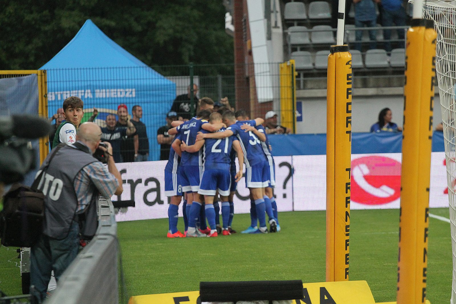 Miedź Legnica - Chrobry Głogów 2:1 (1:1)