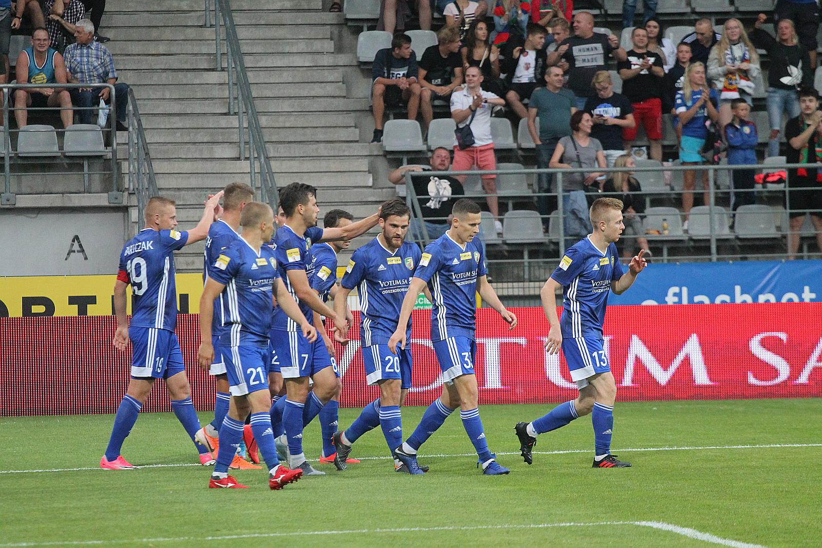 Miedź Legnica - Chrobry Głogów 2:1 (1:1)