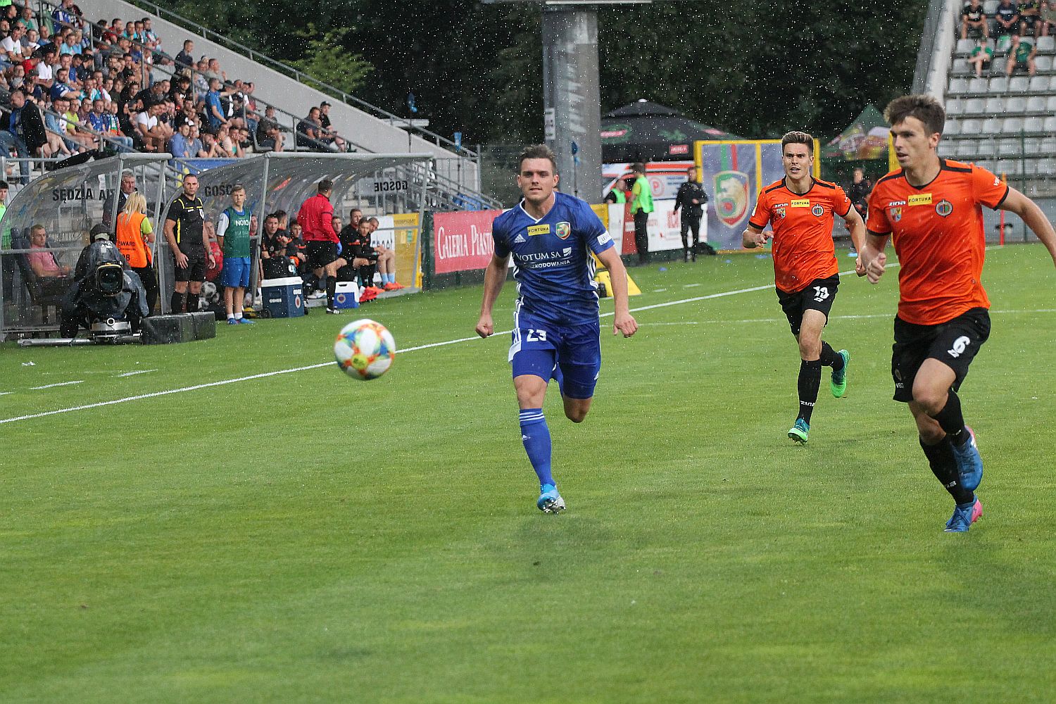 Miedź Legnica - Chrobry Głogów 2:1 (1:1)